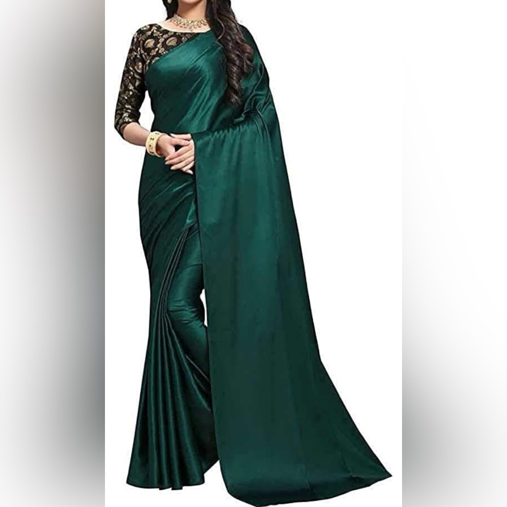 Elegant Dark Green Saree